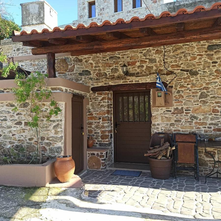 Apollona Areti'S Traditional House מראה חיצוני תמונה