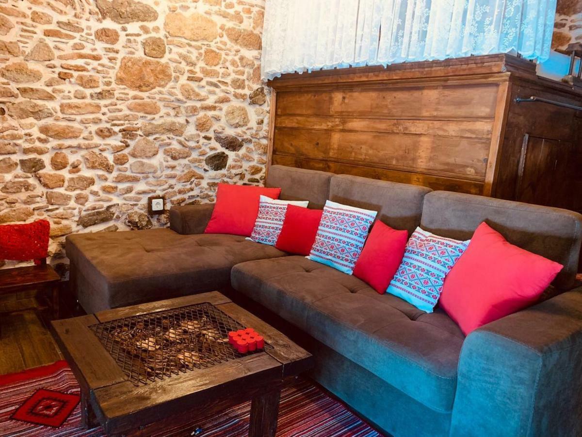 Apollona Areti'S Traditional House מראה חיצוני תמונה