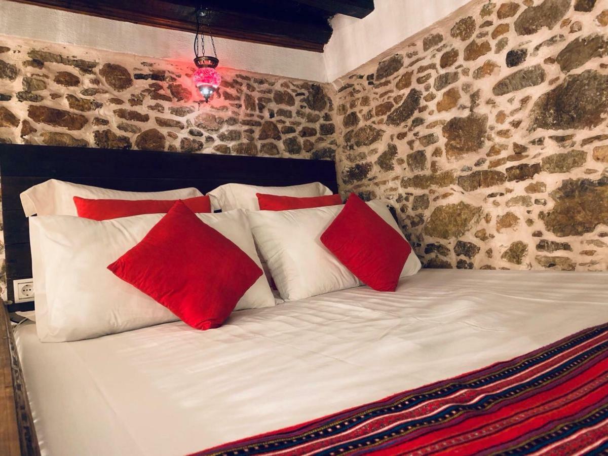 Apollona Areti'S Traditional House מראה חיצוני תמונה