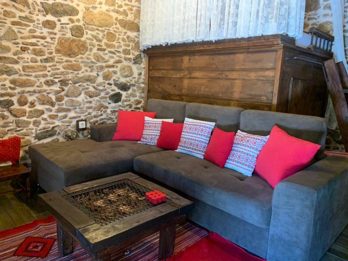 Apollona Areti'S Traditional House מראה חיצוני תמונה